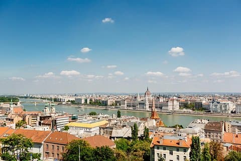 Budapest Day Trip from Vienna (incl. Bratislava Photo Stop)