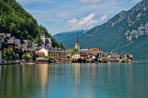 Full-Day Private Trip from Vienna to Hallstatt