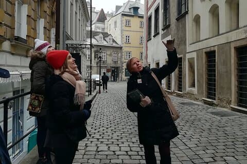 Vienna for Children: Tales of Dragons & Saints