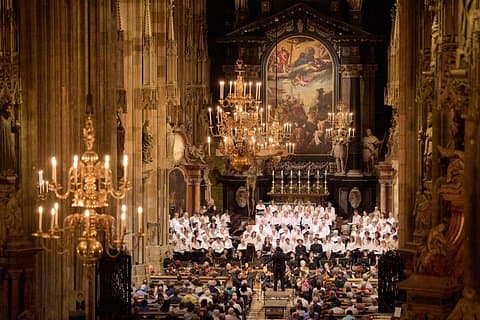 Grand Choir Concert; Big choir concert