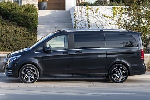Airport Transfer: Vienna to Vienna Airport VIE by Luxury Van