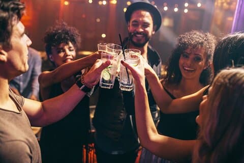 Salzburg Pubcrawl with free Shots & VIP Club Entry