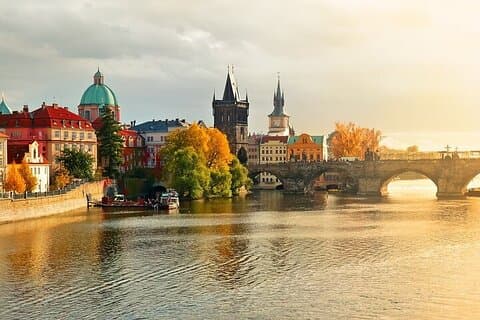 Private day trip from Vienna to Prague and back