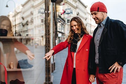 Vienna Shopping Tour: Luxury Couture Shopping with Champagne
