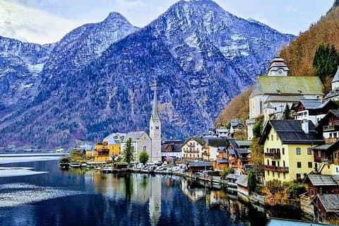 Vienna: Private tour to Hallstatt and Salzburg