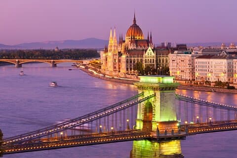 Private tour from Vienna to Budapest and Bratislava