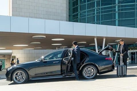 Salzburg Airport Private Transfer to or from City Center