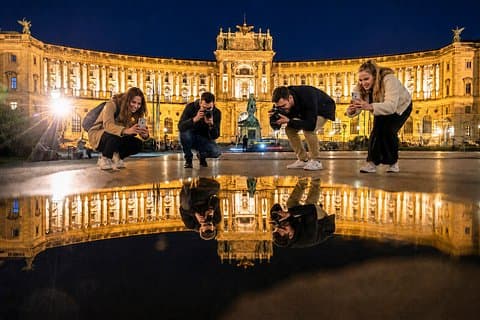 Vienna at night! Private photo tour of Vienna's most beautiful buildings