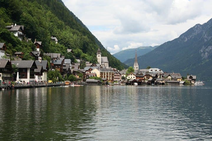 Hallstatt & Ort Castle, Alpine Lakes Guided Day Trip.