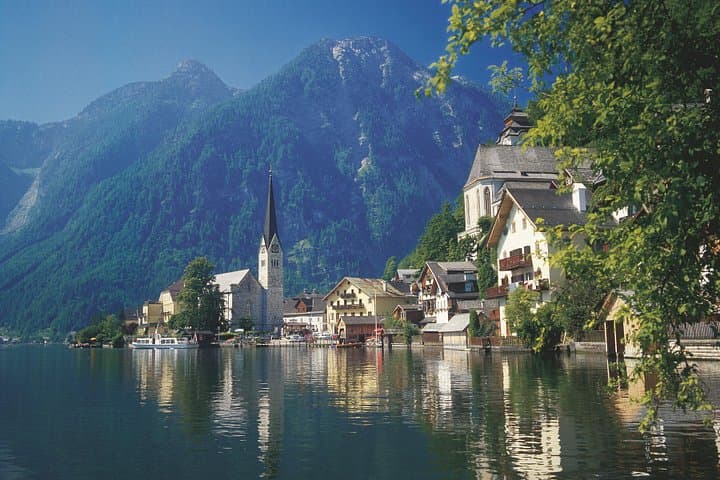 The village of Hallstatt