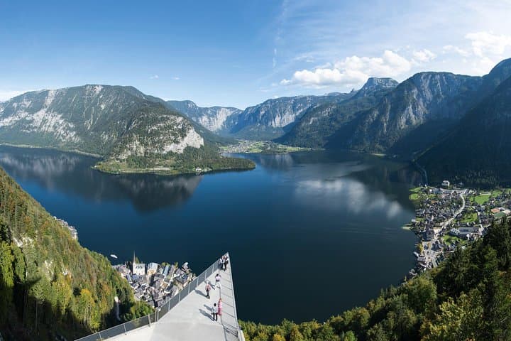 Private Custom Hallstatt & Lake District Tour
