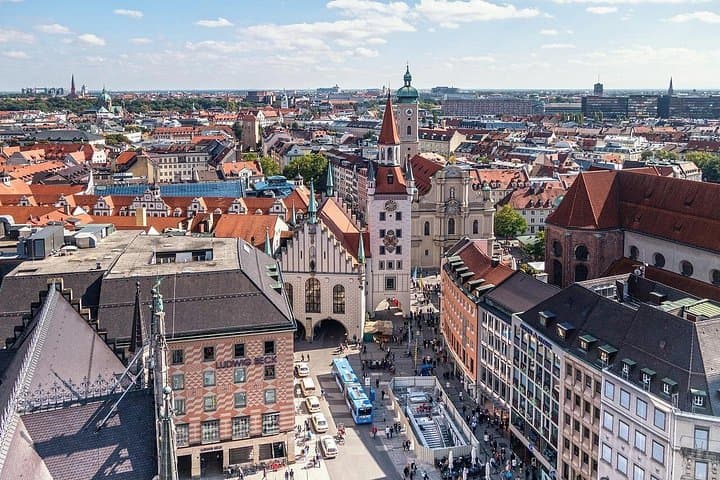 Private Transfer from Salzburg to Munich with 2 hours for sightseeing