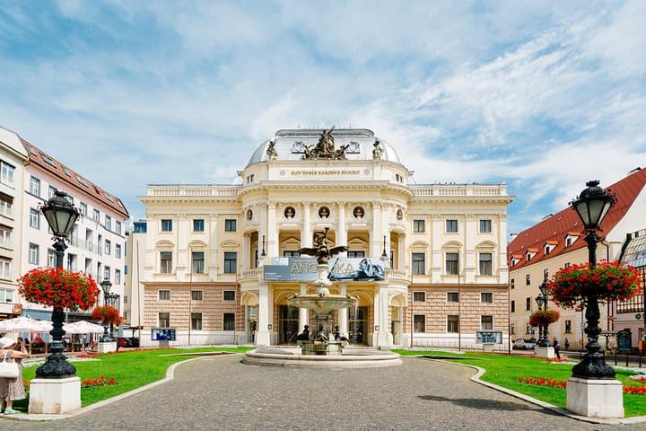 Bratislava Day Trip from Vienna (c) VIENNA SIGHTSEEING TOURS Bernhard Luck