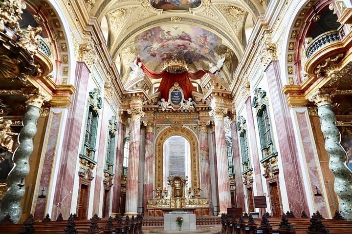 Walking Tour in the Heart of Vienna to Discover Its Hidden Gems
