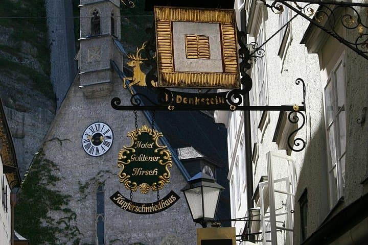 Discover Salzburg: Old Town Highlights Tour