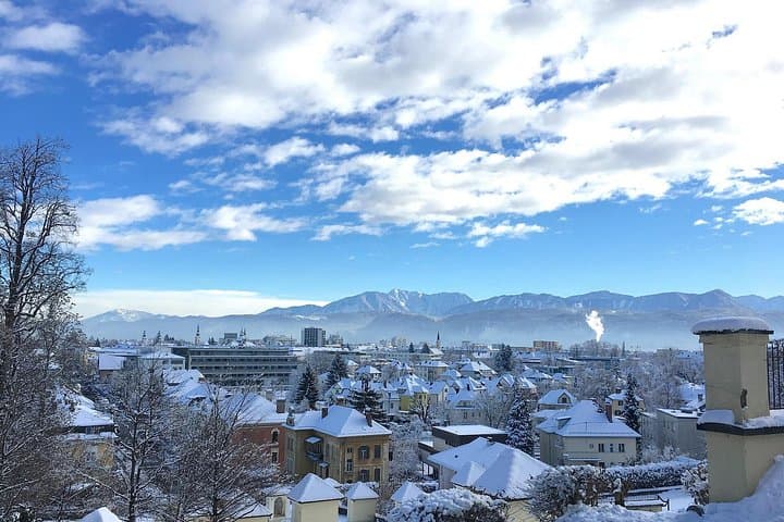 Klagenfurt Old Town Essentials – Lindwurm, Cathedral & Landhaus
