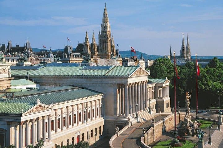 Parliament building and Vienna's City Hall on Ringstrasse