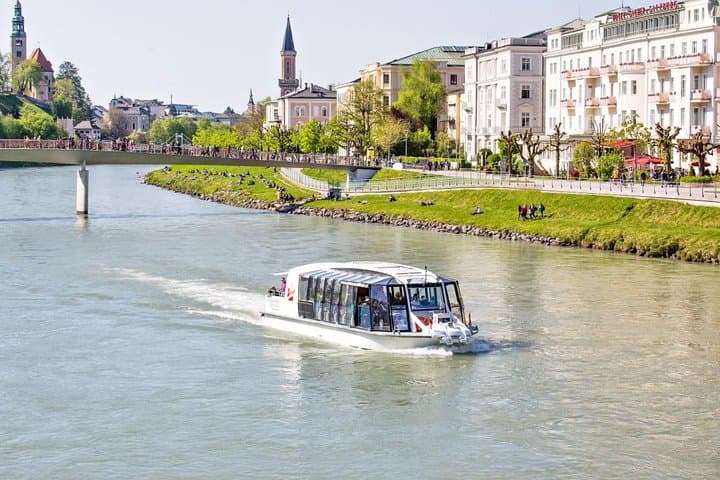 Panorama Speedboat "Amadeus Salzburg"