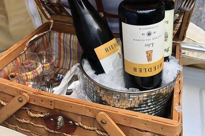 Wine & Vienna - the most popluar VIP Tour in Vienna