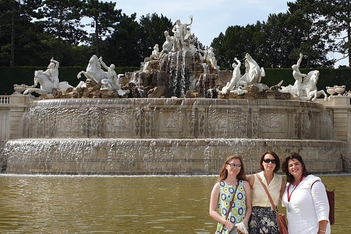 Private Schönbrunn Palace and Gardens Tour