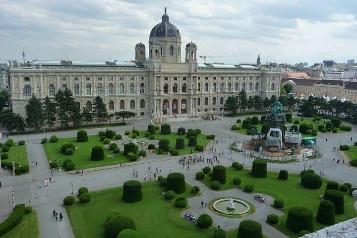 Private Introduction to Vienna Walking Tour