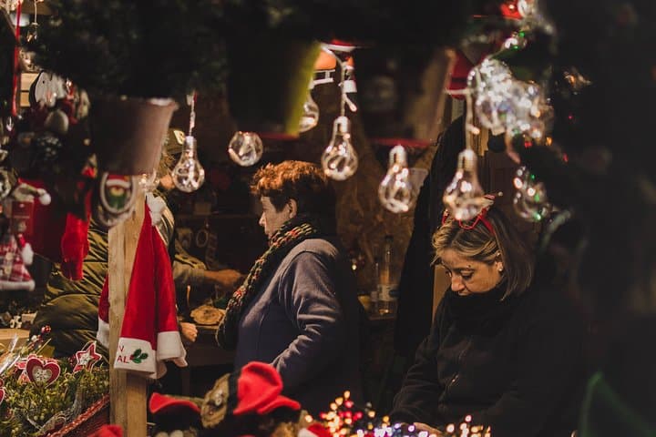 Christmas Private Daytrip - Salzburg to Munich & back, English Speaking Driver