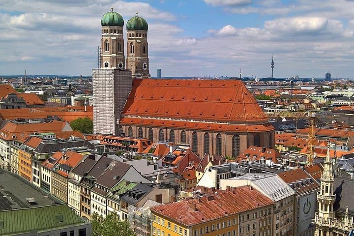 Private Transfer from Vienna to Munich, Hotel-to-hotel, English-speaking driver