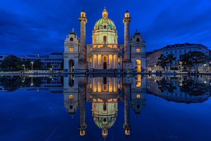 Private 3-hour Walking Tour of Vienna with official tour guide