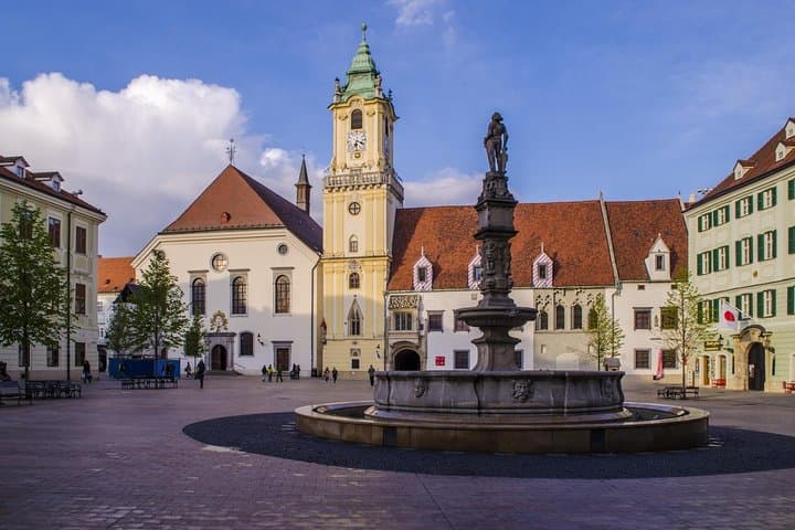 Bratislava Small Group Half-Day Trip from Vienna