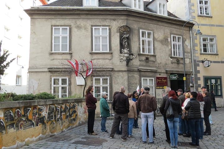 Medieval lanes, legends and stories