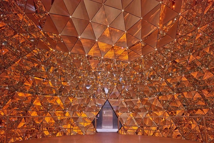 Innsbruck and Swarovski Crystal Worlds Private Tour from Salzburg