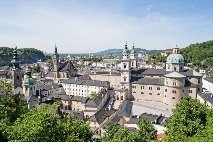 Eagle's Nest and Salzburg City Private Tour