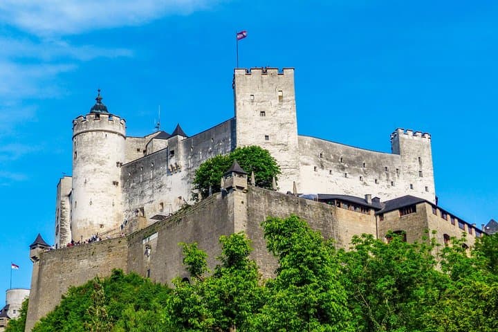 Explore Salzburg in 60 minutes with a Local