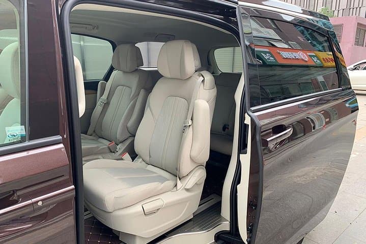 Vienna International Airport Chauffeur Service , Airport Transfer