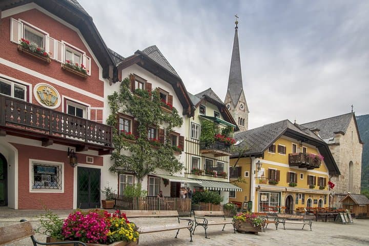 Hallstatt Private Walk Tour With A Professional Guide