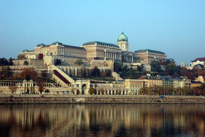 Private day tour to Budapest from Vienna