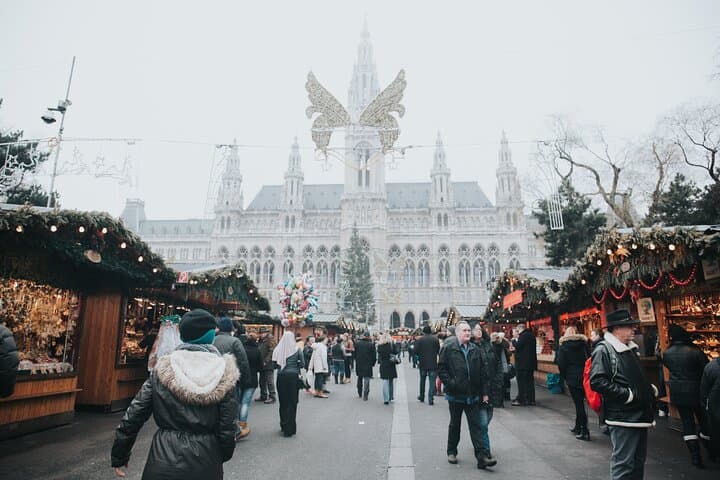 Vienna for Children: Tales of Dragons & Saints