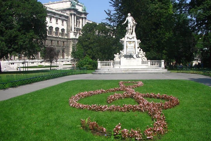 Vienna: City of Music Private Walking Tour