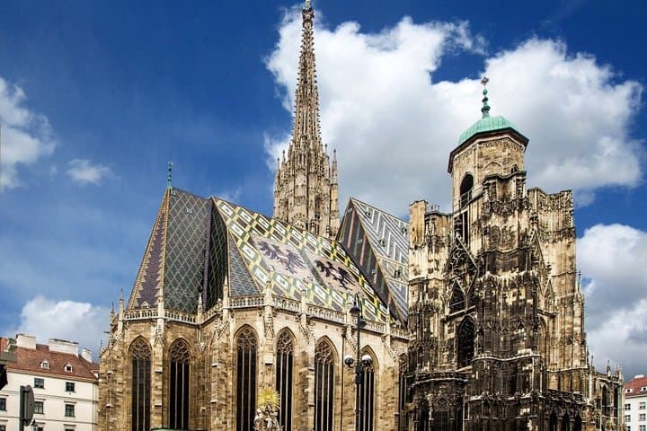 Astonishing Scavenger Hunt: Vienna Dreams Made Of Stone