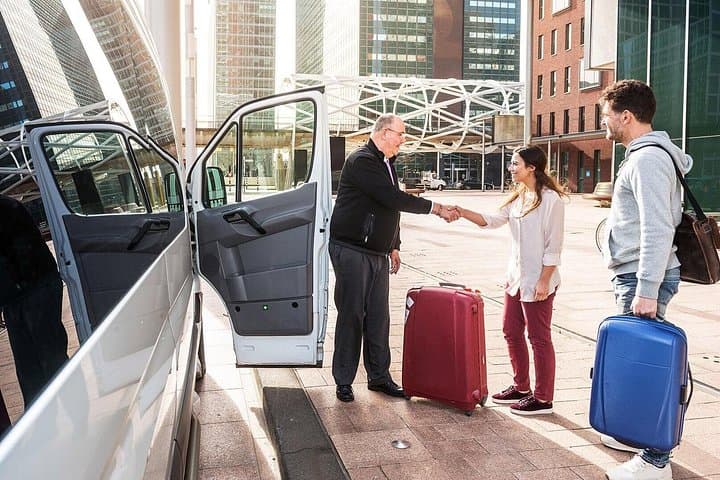 Profesional friendly and English speaking driver's. Choose your pick up/ drop off location