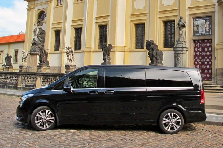Private Transfer from Vienna to Prague in a Luxury Vehicle