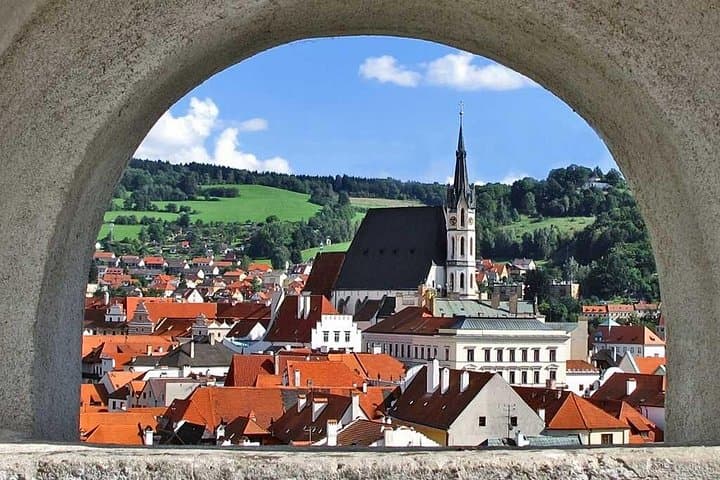 One-Way Day Trip to Cesky Krumlov from Graz to Prague