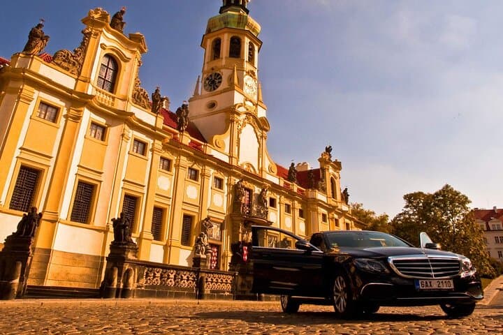 Private Transfer from Vienna to Prague in a Luxury Vehicle