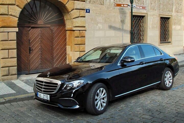 Private Transfer from Vienna to Prague in a Luxury Vehicle