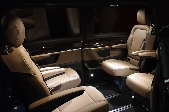 Private Airport Transfer to Vienna Airport