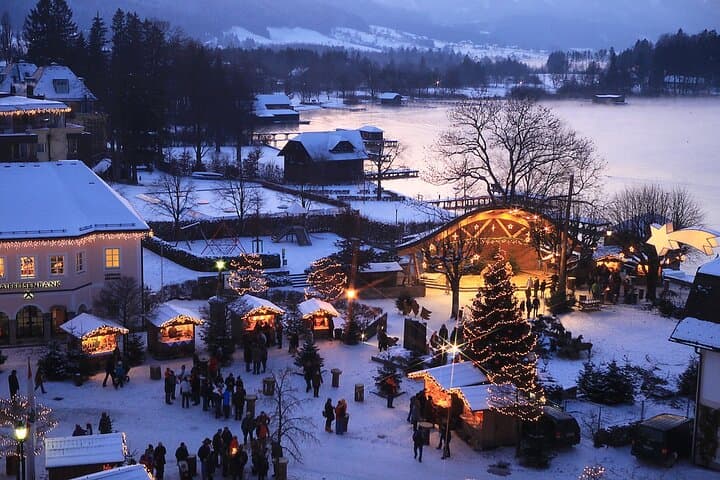 Magic Christmas Private Tour at Wolfgangsee