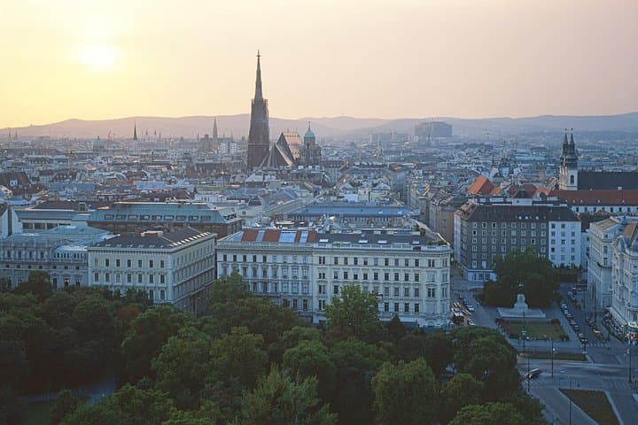 Exclusive Vienna Old Town Highlights Walking Tour (max. 6 persons)