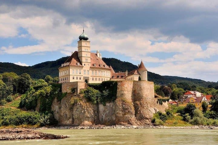 Vienna: Melk Abbey, Danube Valley, Wachau Private Car Trip