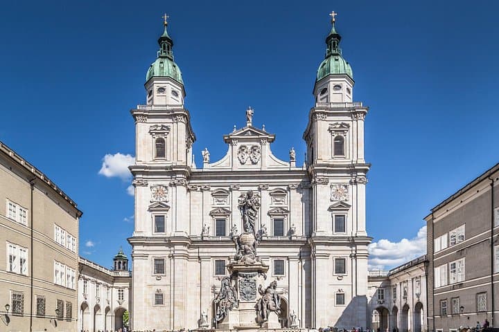 Private Tour of Salzburg from Vienna by Car or Train