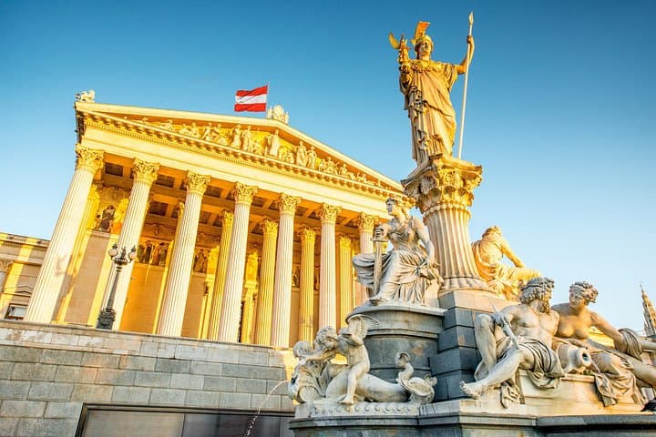 Vienna: Old Town Highlights Private or Group Walking Tour